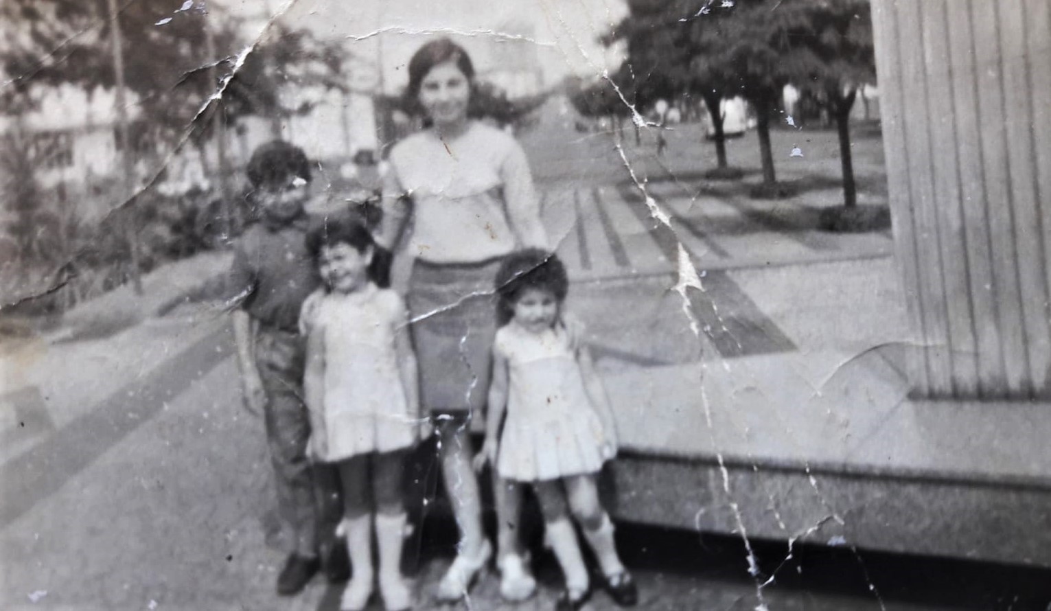 Família na praça José Bonifácio - 1969