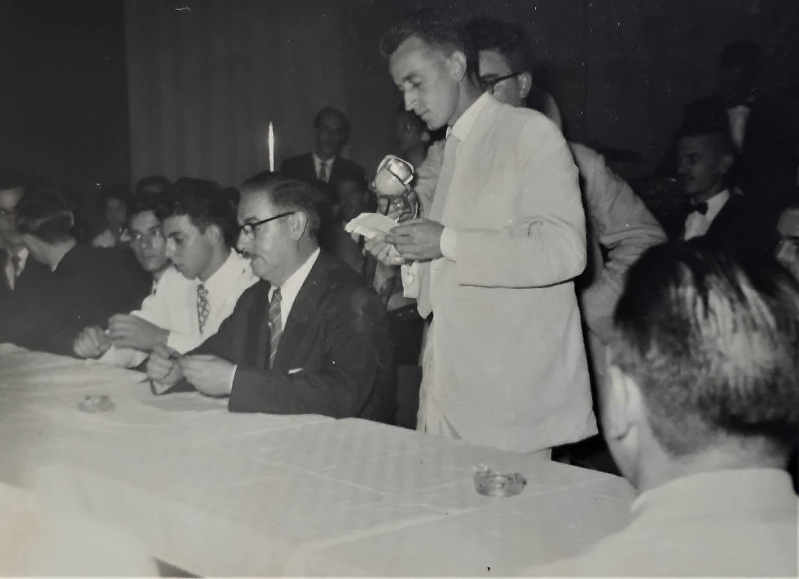 Posse do 1º presidente do Grêmio dos Comerciários - 1957