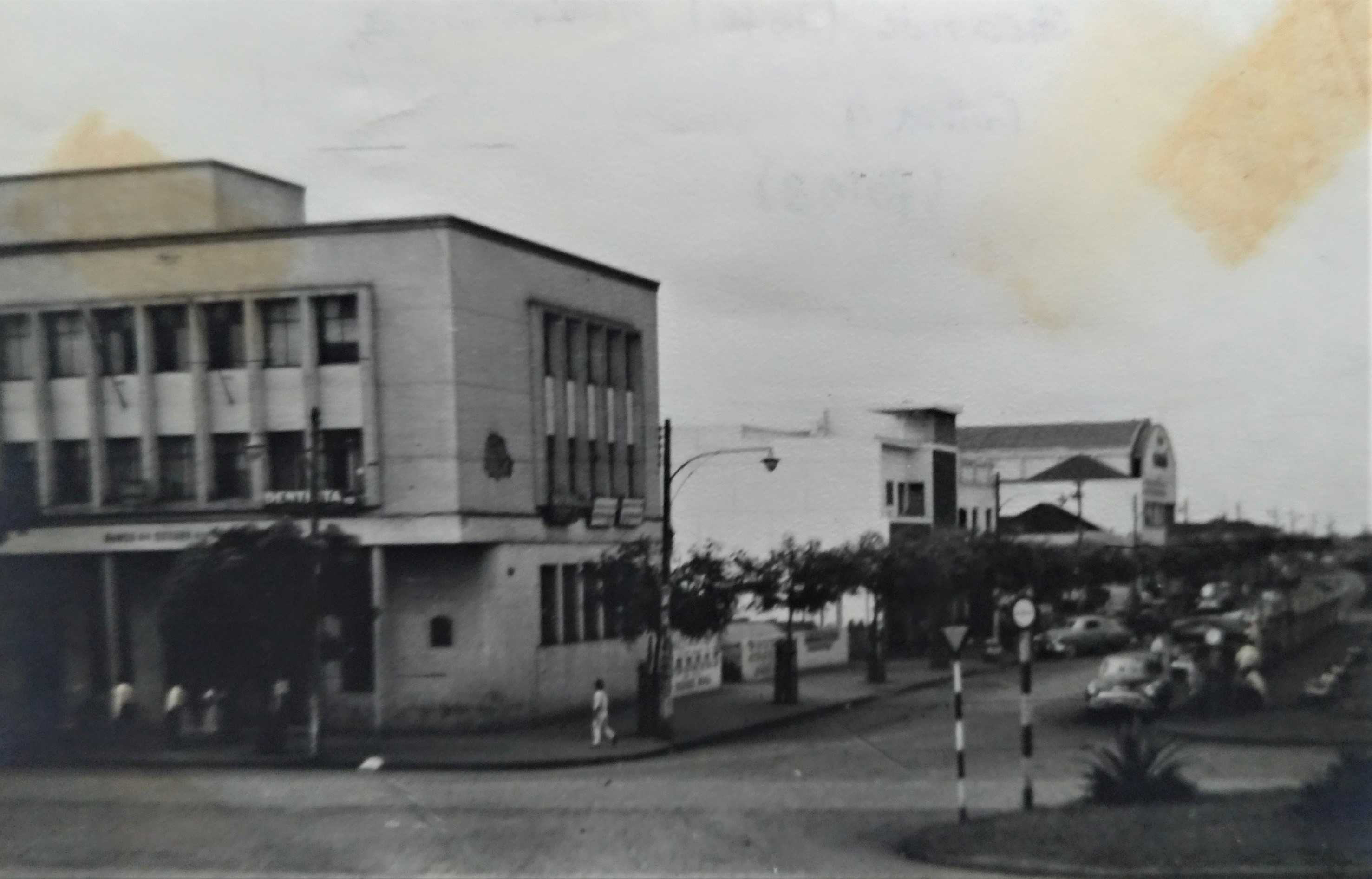 Avenida Brasil x avenida Getúlio Vargas - Anos 1950