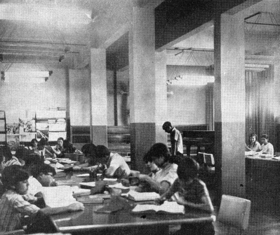 Interior da Biblioteca Municipal - Década de 1960