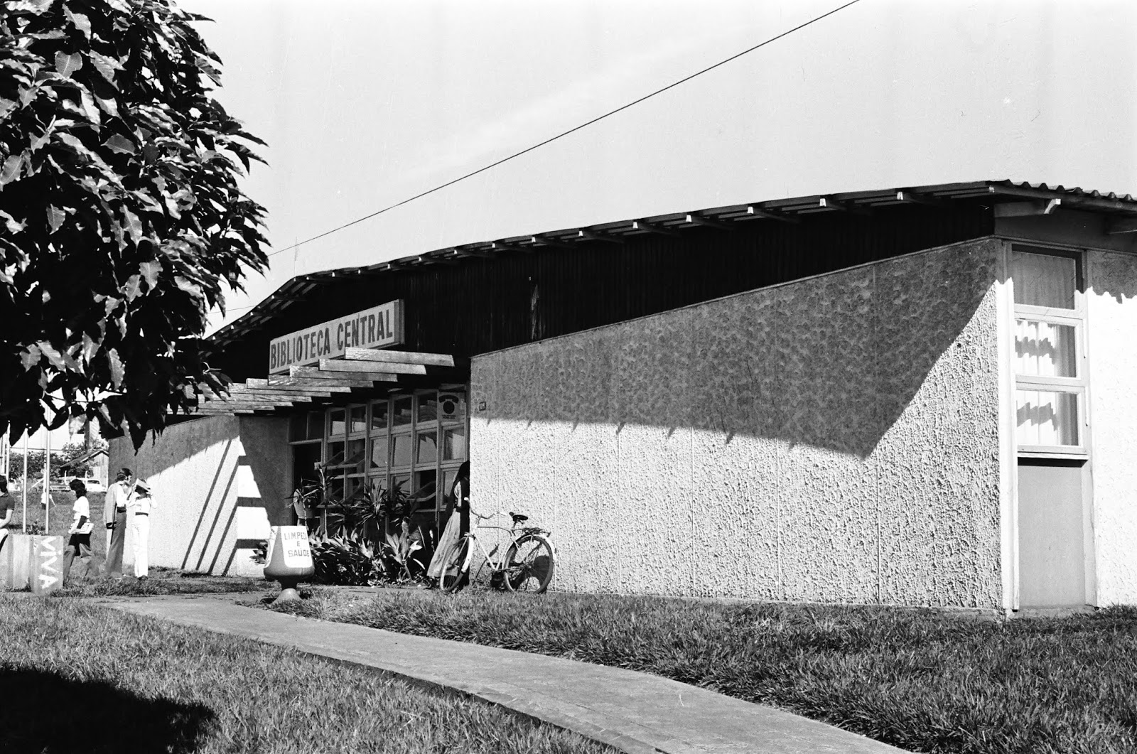 Biblioteca Central da UEM - Década de 1980