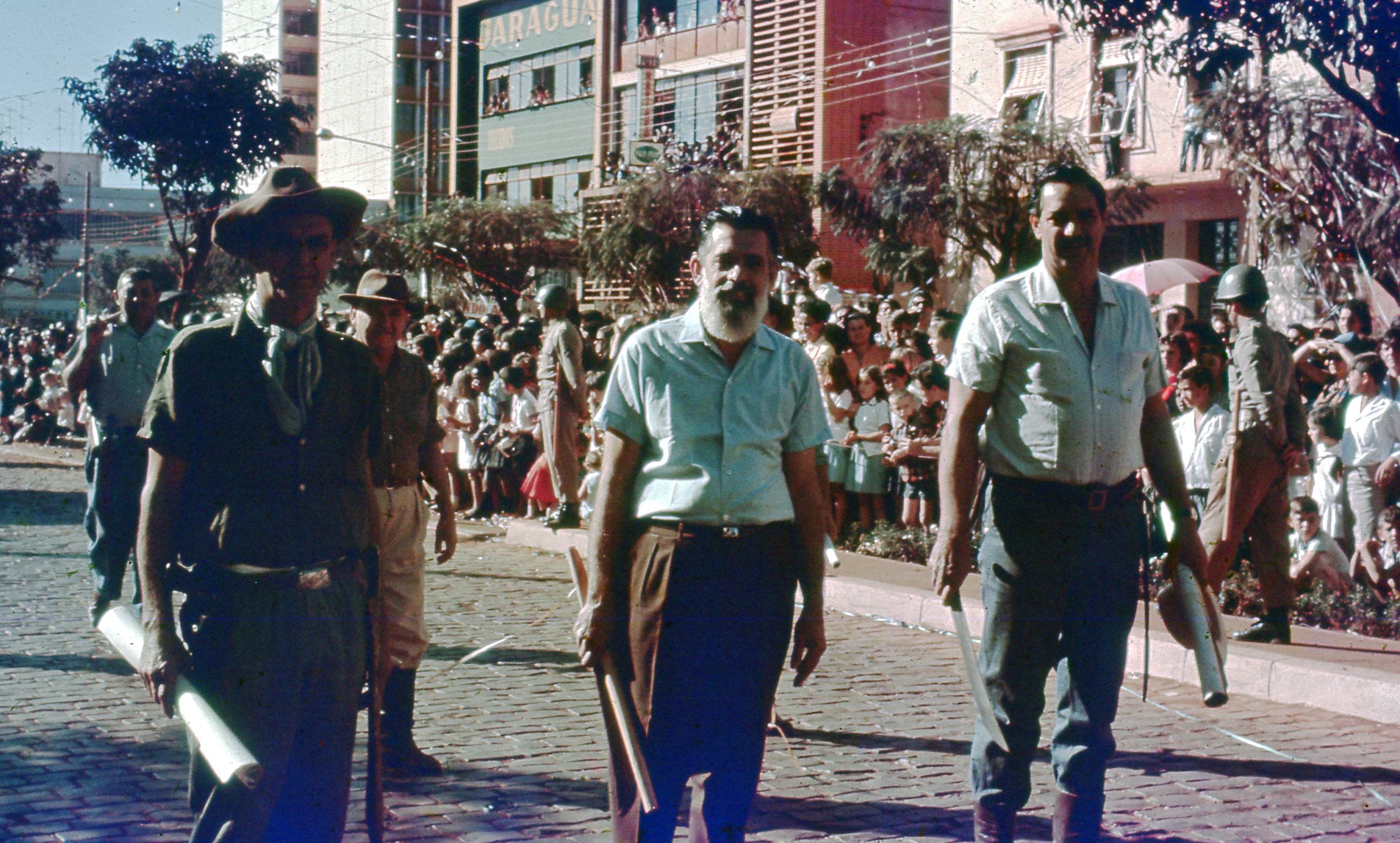 Waldemar Gomes da Cunha em desfile - 1967