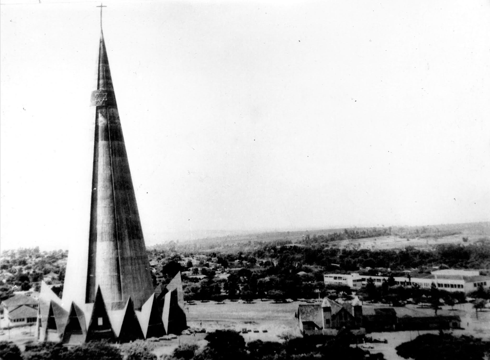 Estrela de Davi no topo da Catedral - 1972