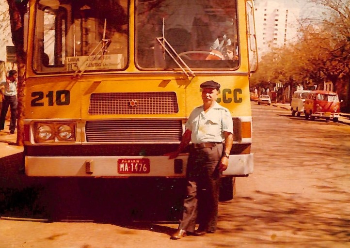 Motorista e ônibus da TCCC - Anos 1970