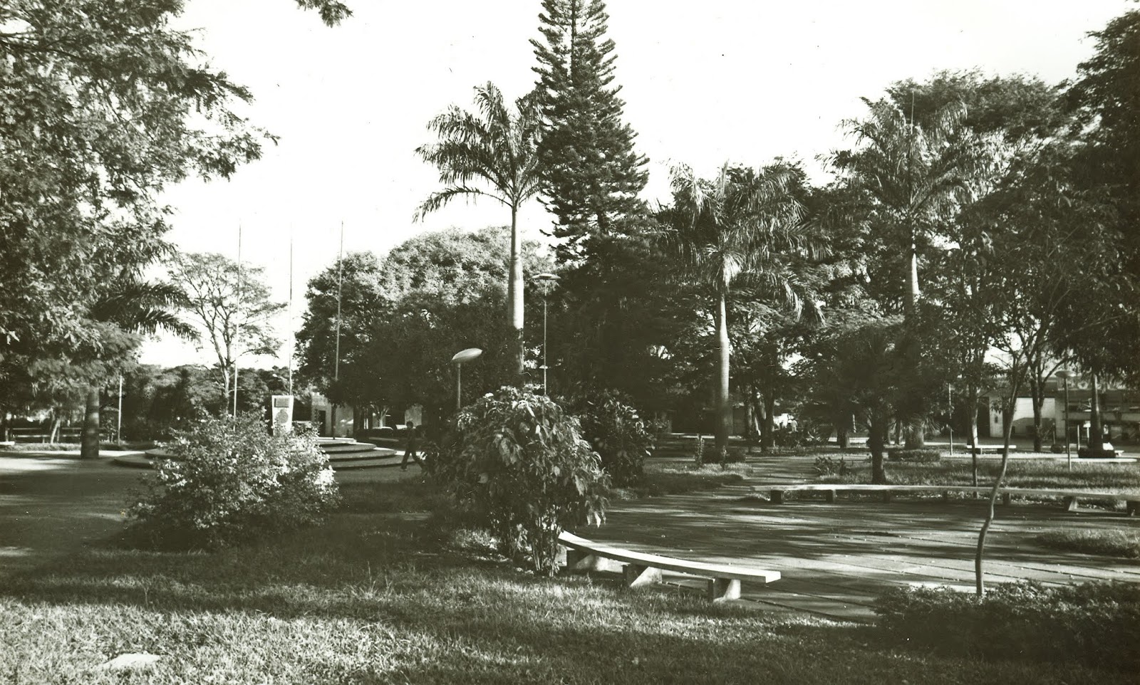 Praça Rocha Pombo - Década de 1980