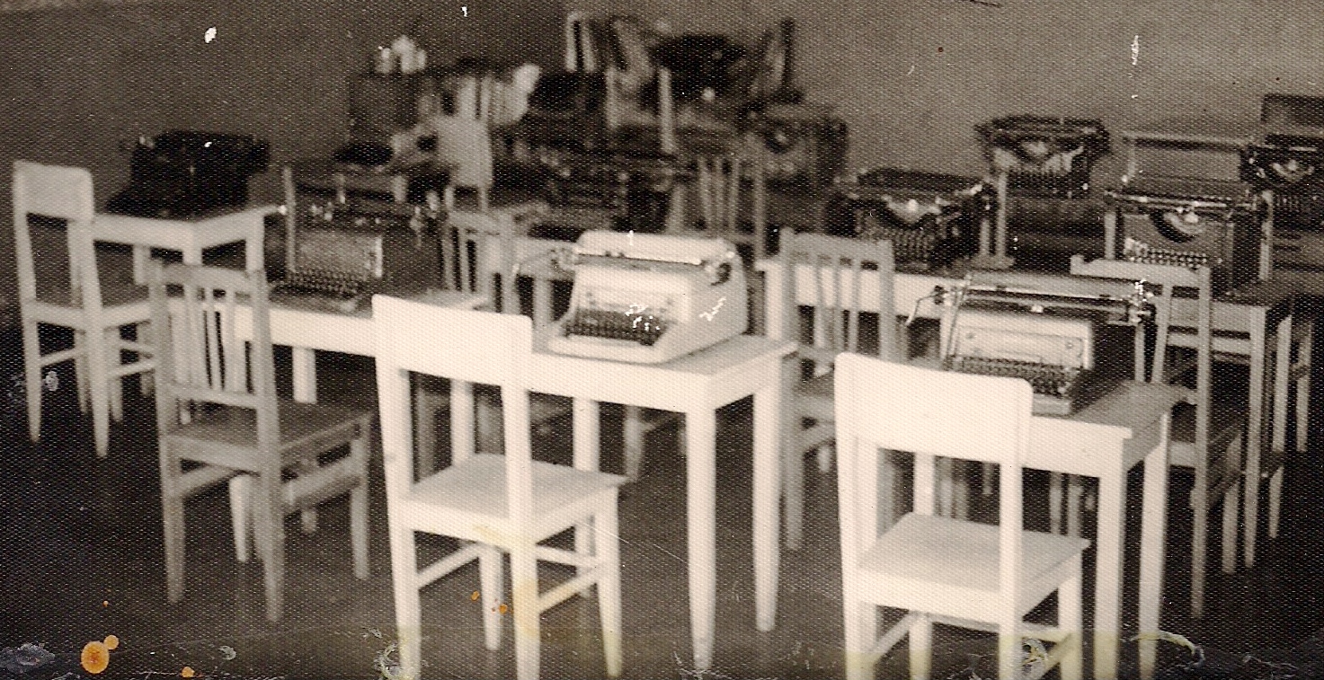 Escola de Datilografia Universal - 1968