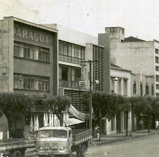 Construção Irregular na avenida Brasil - 1962