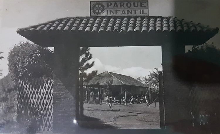 Portal do Parque Infantil da Zona 2 - Década de 1950