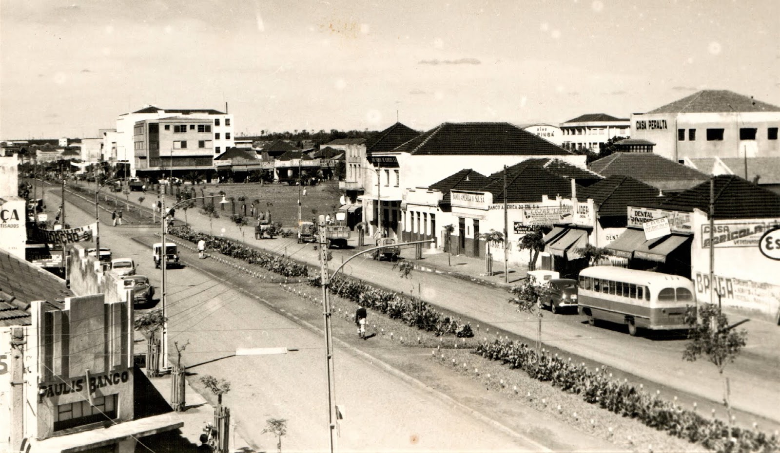 Avenida Brasil x Avenida Paraná - Década de 1960