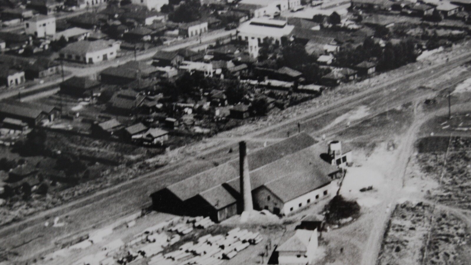 Serraria Faxinal Ltda. e Indústrias Reunidas de Madeiras Nascimento Ltda. - 1957