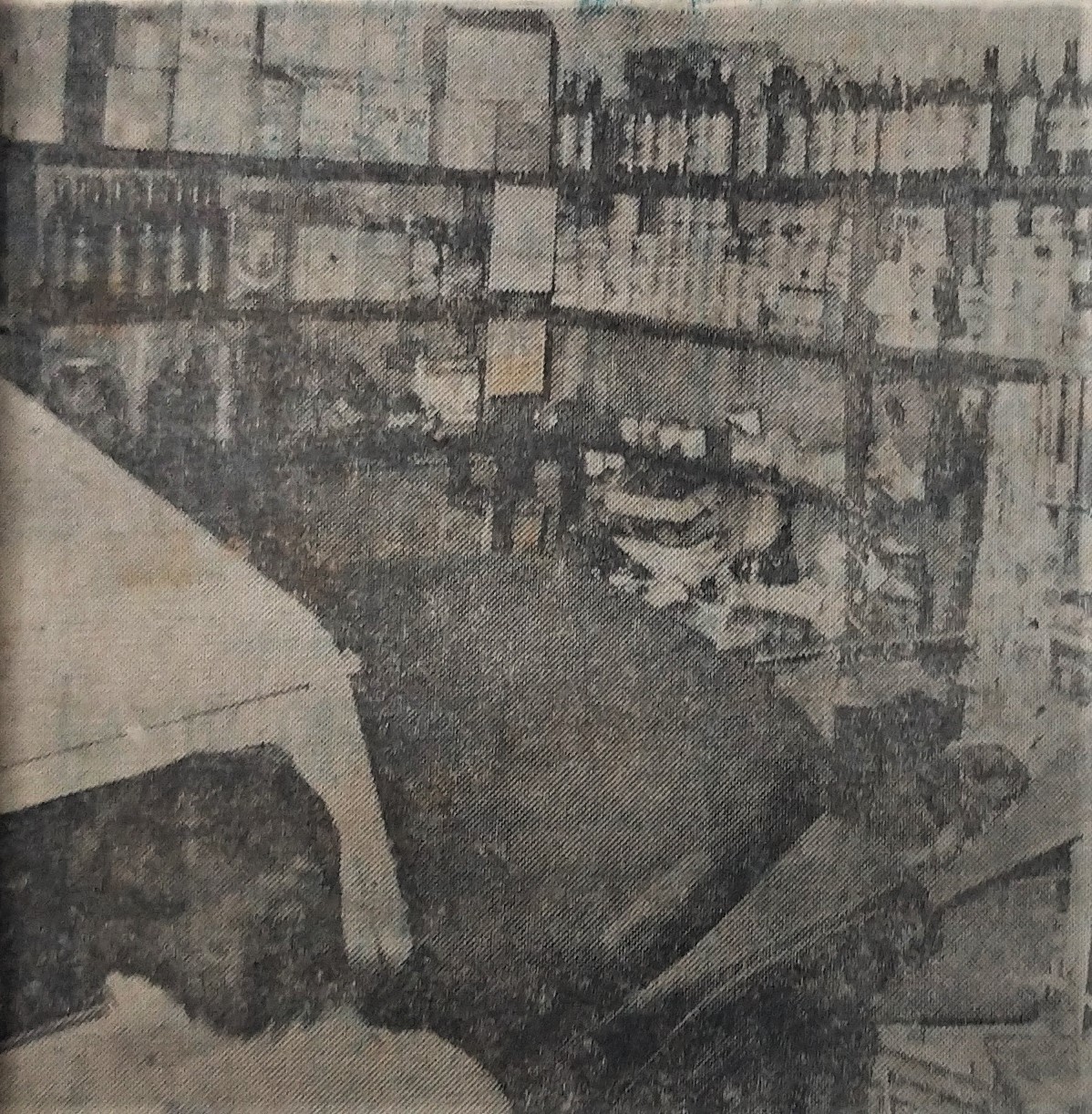 Jipe entra em bar - Outubro de 1962