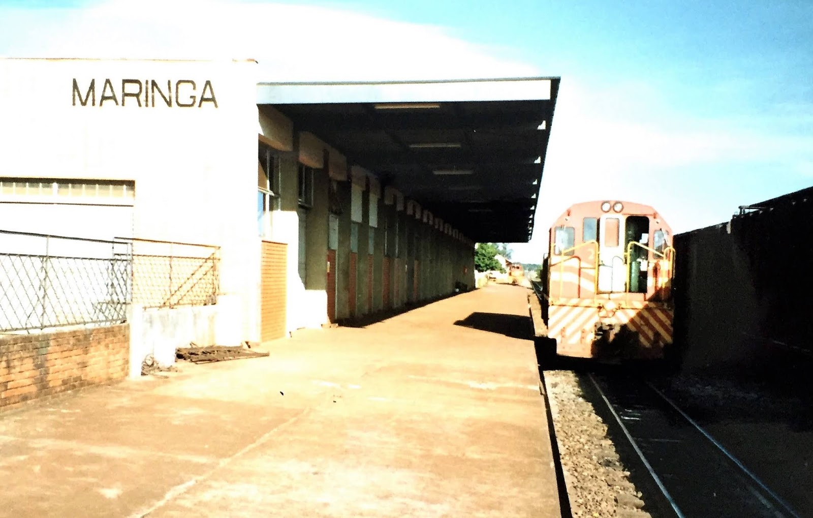 Plataforma da Estação Ferroviária - 1991