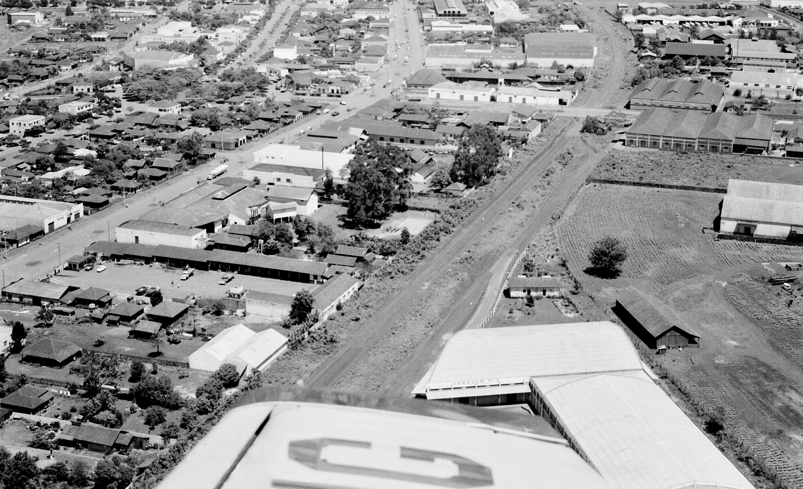 Zona industrial e o Centro - Década de 1960