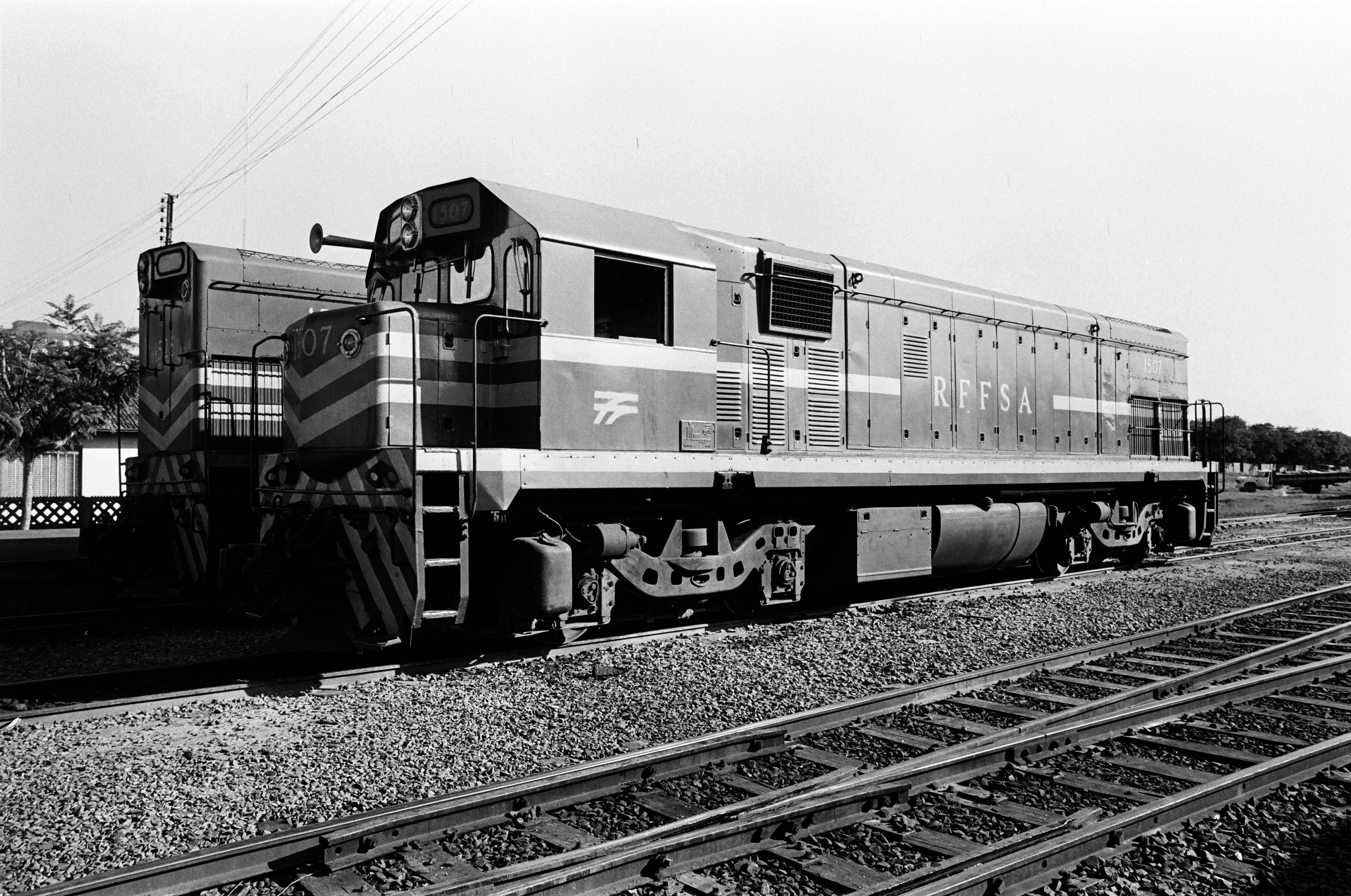 Locomotivas pelo pátio de manobras - Anos 1980