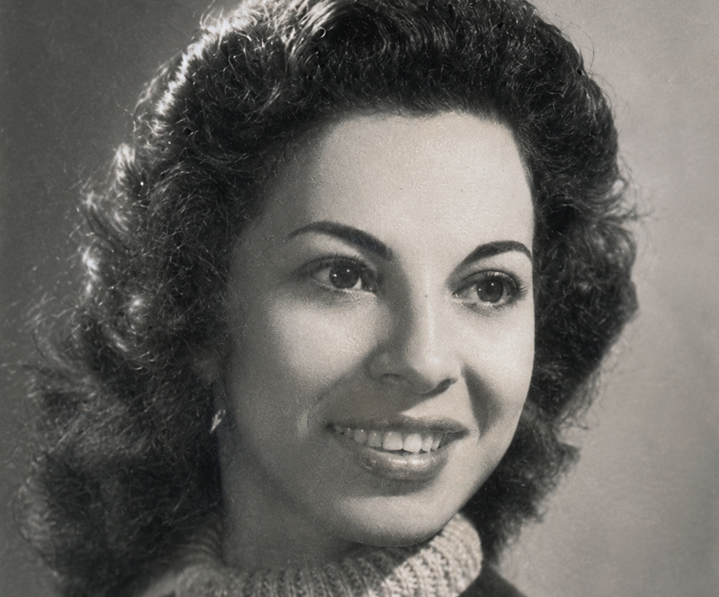 Miss Maringá no Aero Clube - 1956