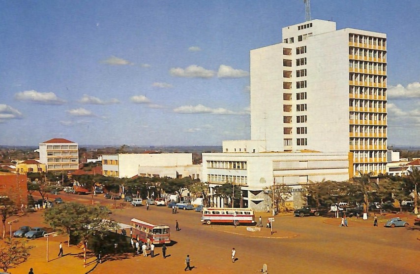 Avenida Brasil x Avenida Getúlio Vargas - Anos 1970