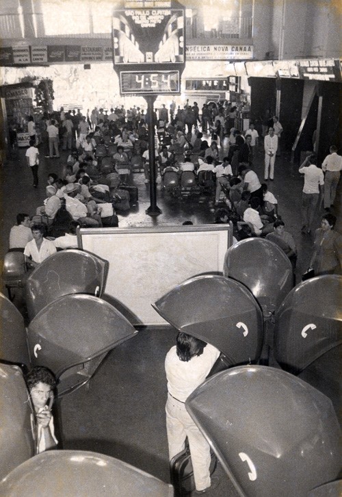 Interior da Rodoviária Américo Dias Ferraz - Década de 1980