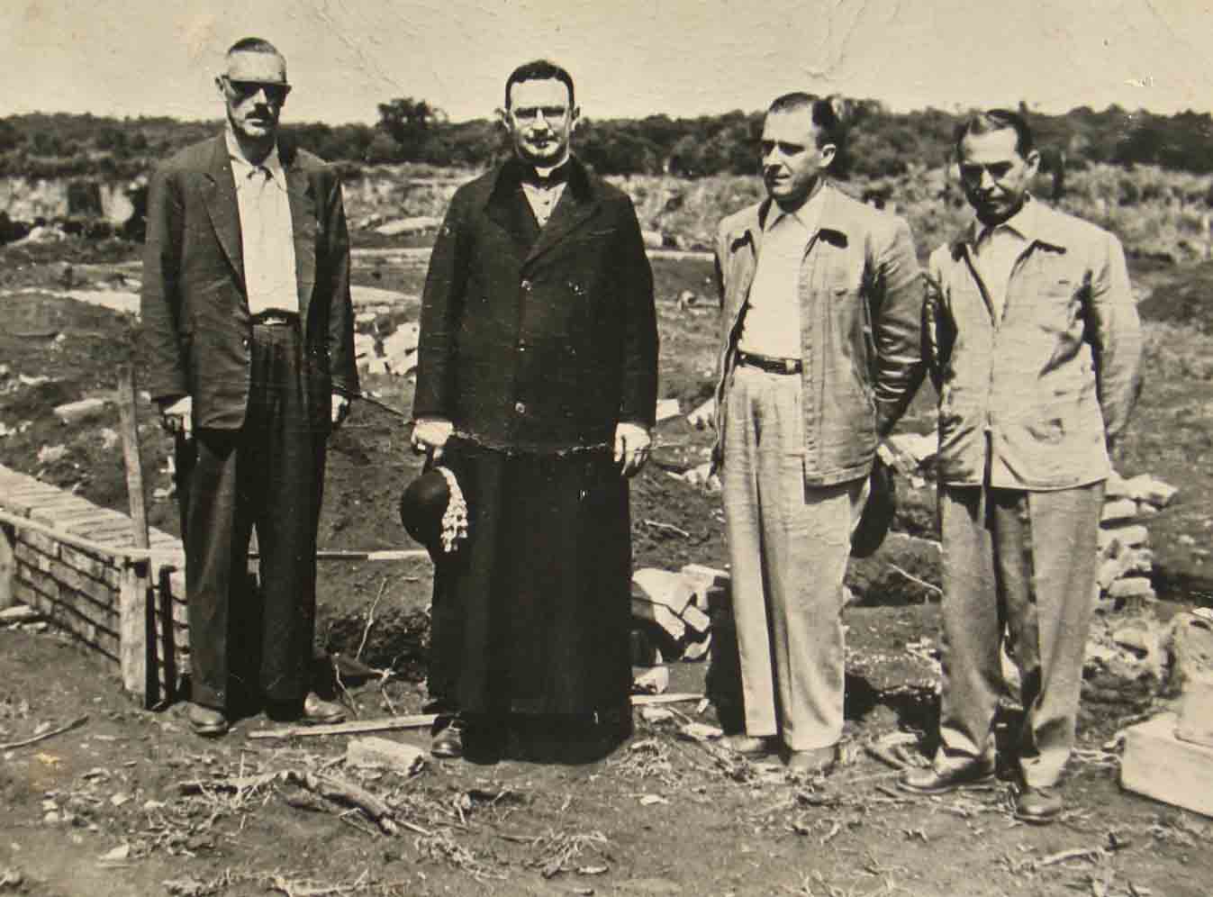 Lançamento da Pedra Fundamental da Catedral Santíssima Trindade