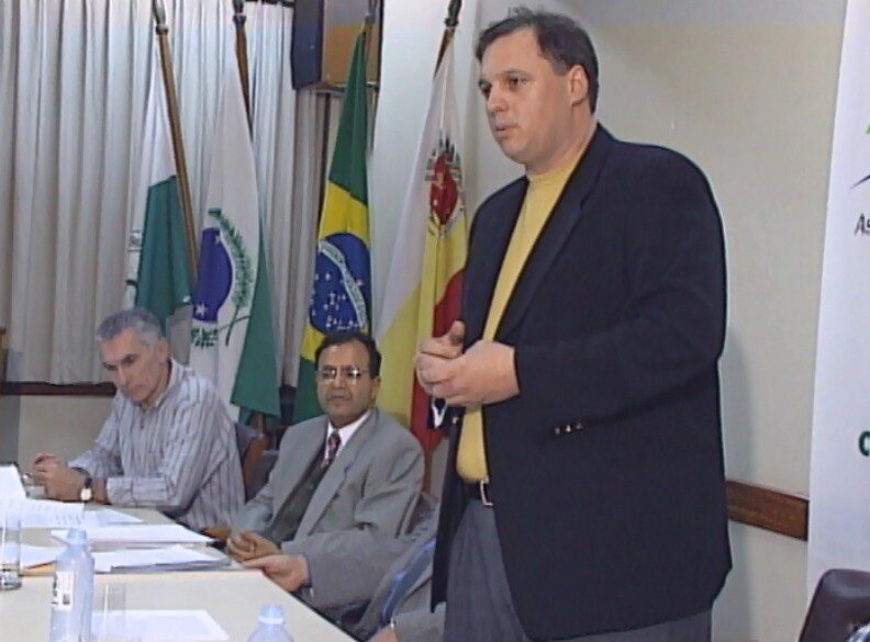 Lançamento da Cooperativa de Crédito Metropolitano (atual Sicoob) - 1999