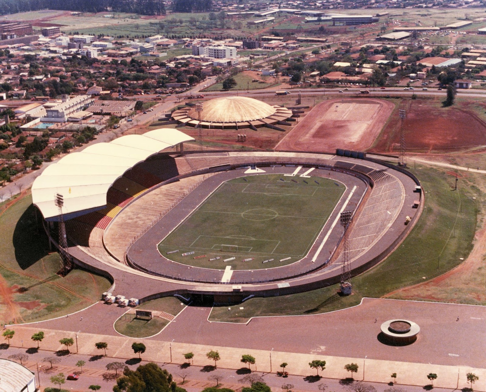 Estádio Regional Willie Davids - Década de 1980