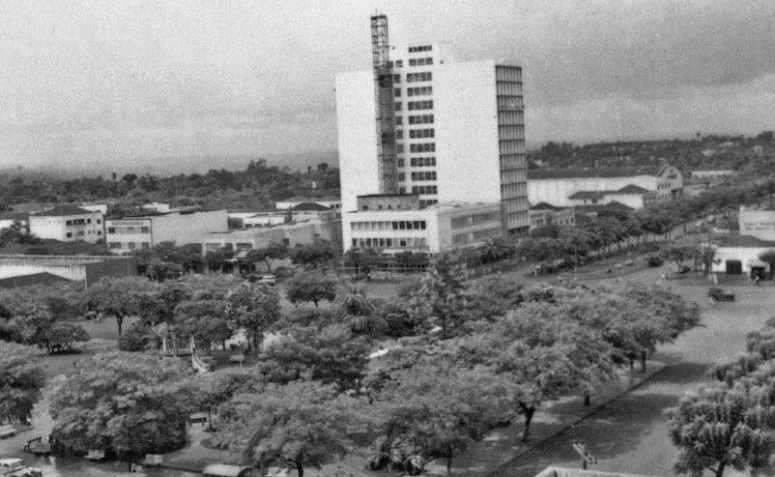 Praça Raposo Tavares - Década de 1960