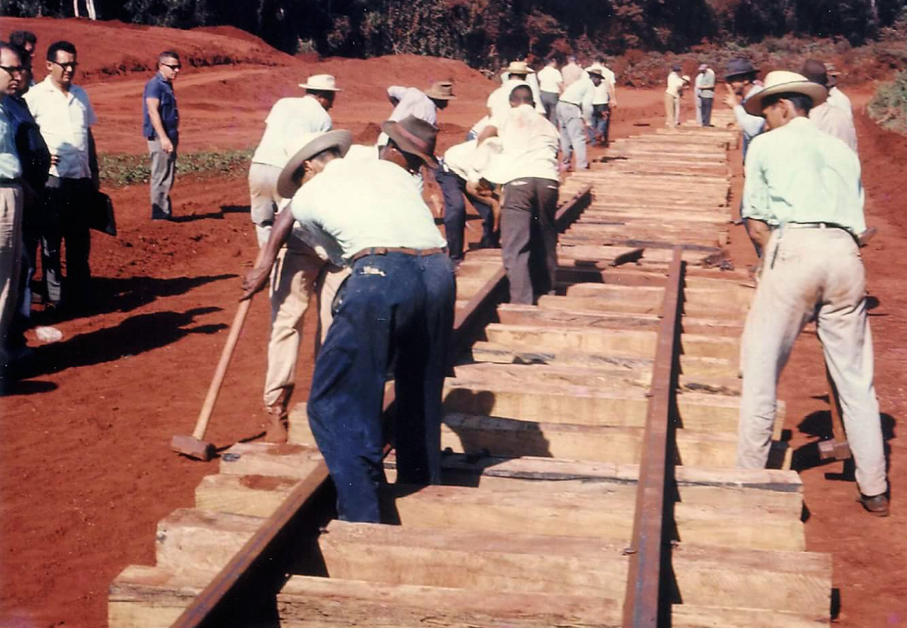 Ligação ferroviária - 1966