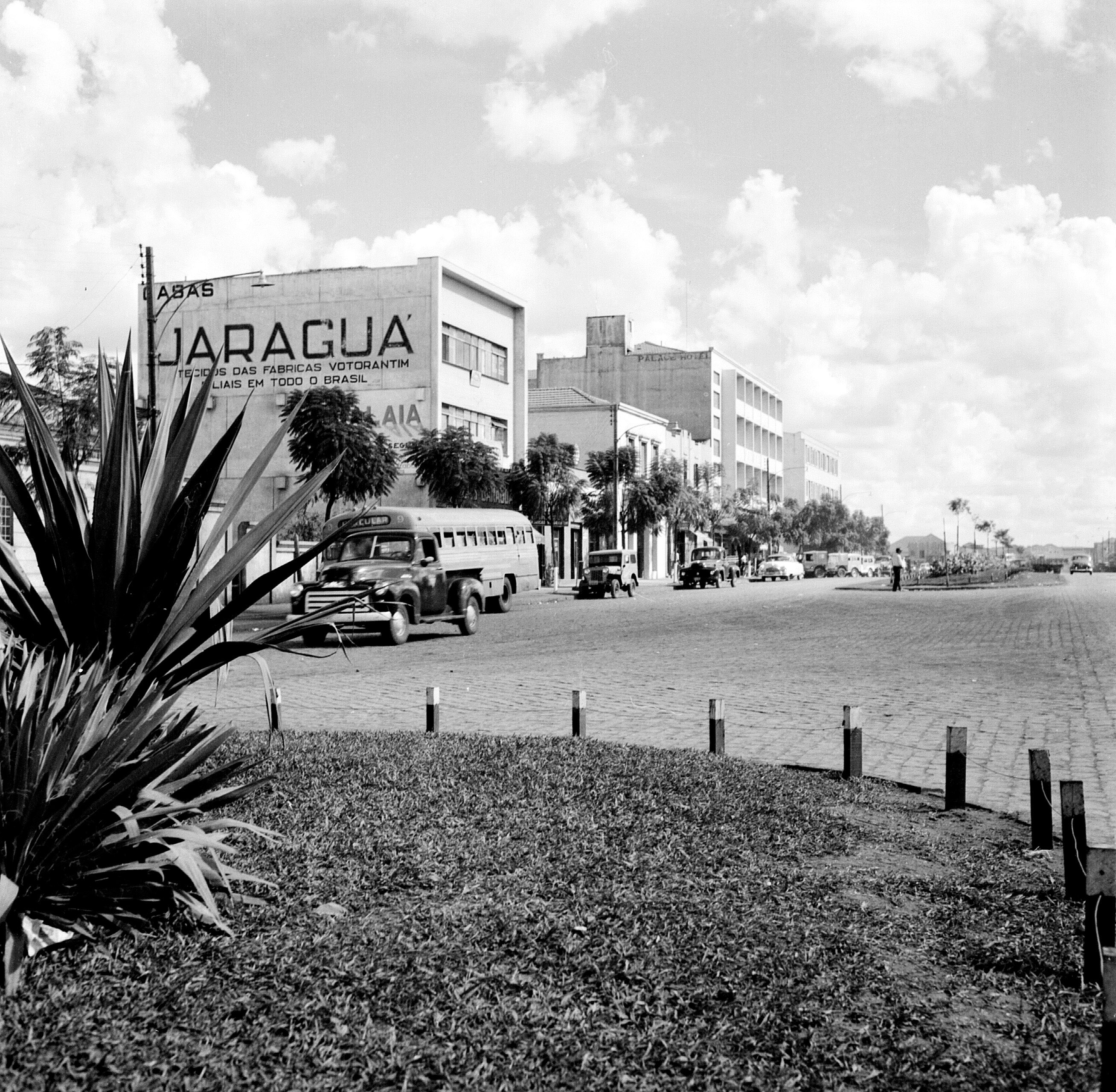 Avenida Brasil - Década de 1950