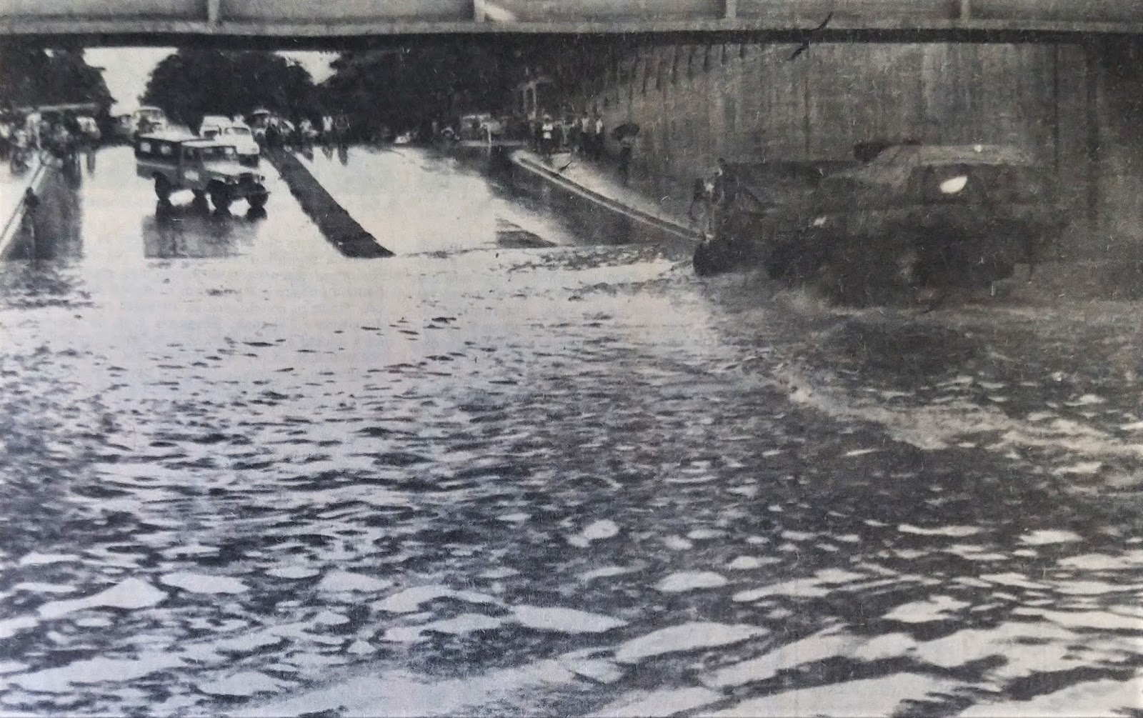 Alagamentos no Viaduto do Café - 1985