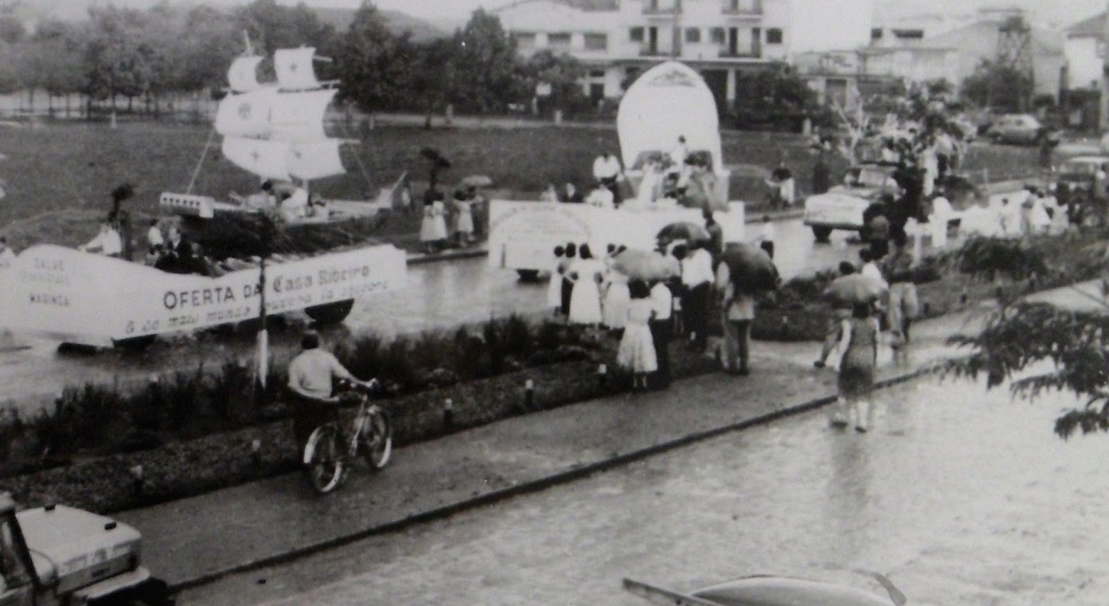 Desfile de aniversário de Maringá - 1950