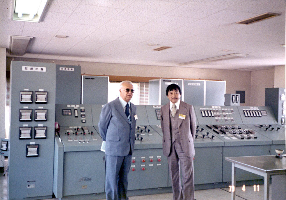 João Paulino e Antonio Ueno visitam estação de tratamento de água em Kakogawa - 1979