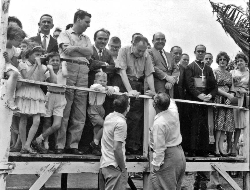 Desfile comemorativo ao dia da árvore - Década de 1950