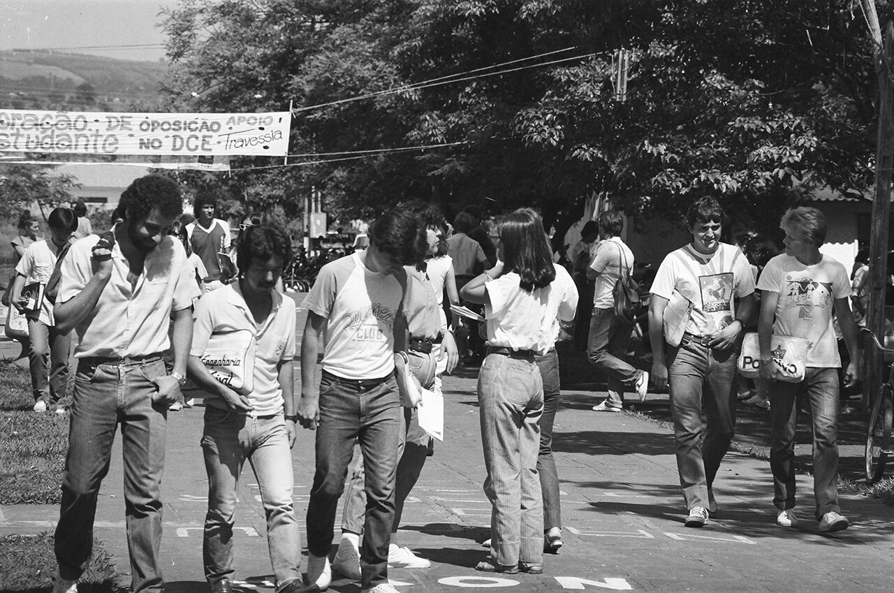 Passarela central da UEM - 1984