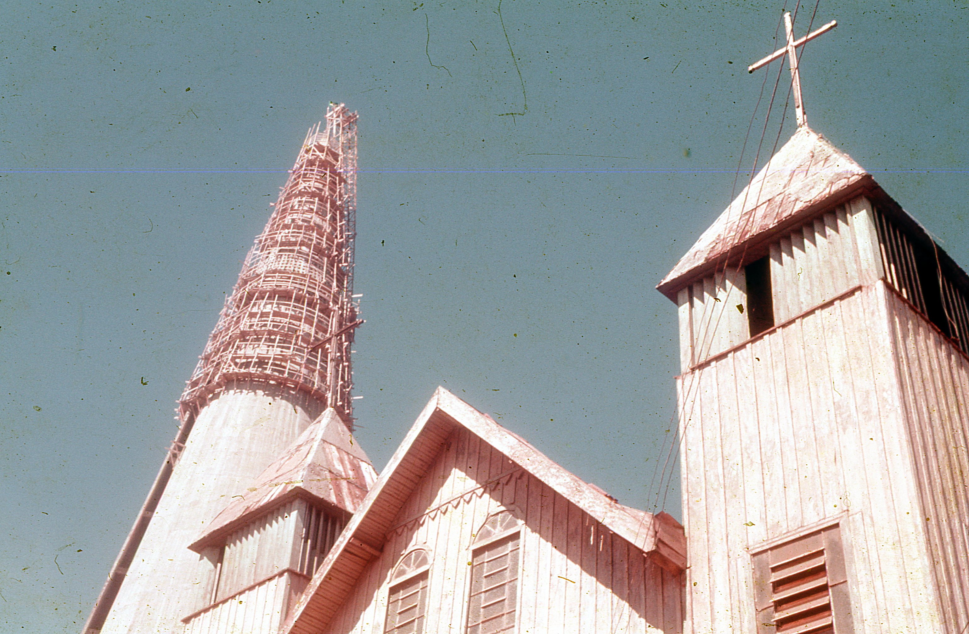 Bandeira no Brasil no topo da Catedral - Década de 1970