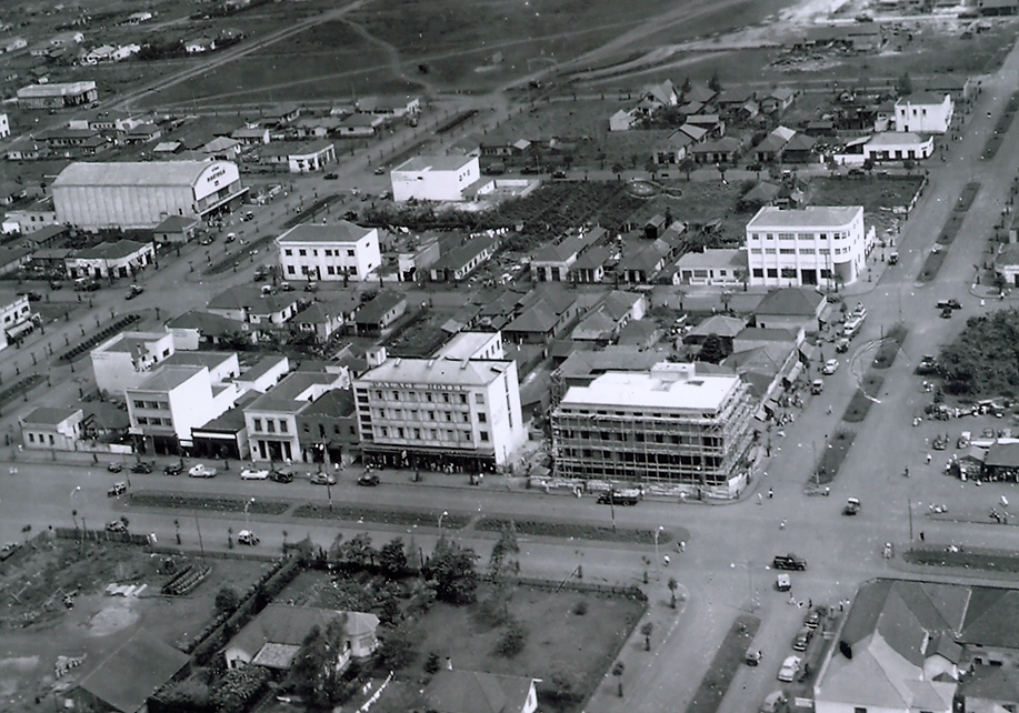 Avenida Brasil x Avenida Duque de Caxias - Década de 1950