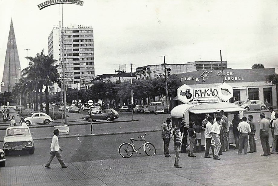 Avenida Brasil x Avenida Getúlio Vargas - 1972