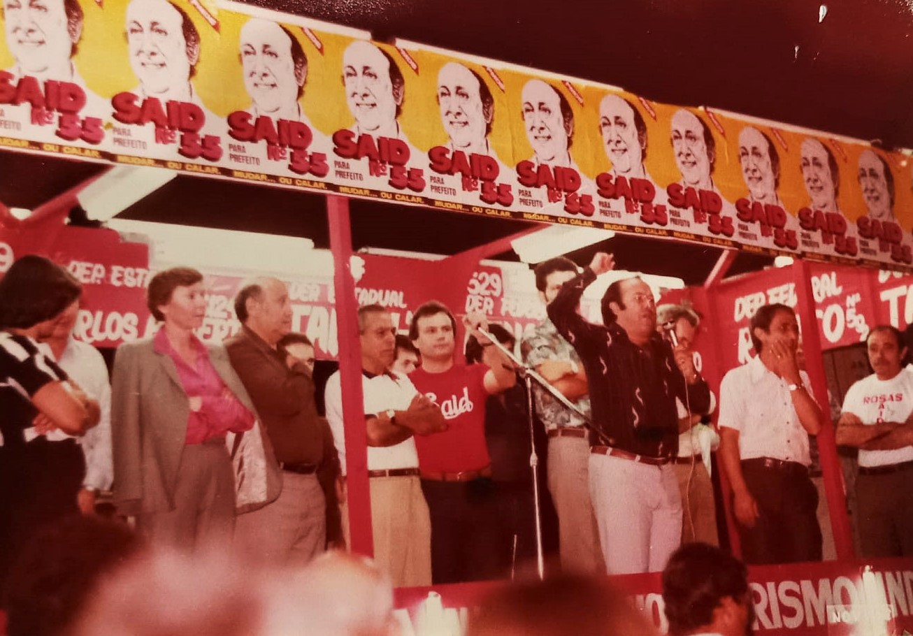 Comício na praça Farroupilha - 1982