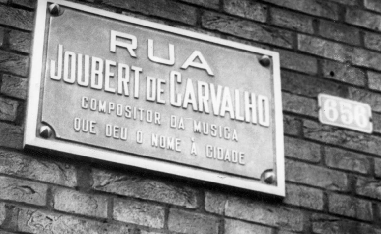 O personagem e a rua Joubert de Carvalho