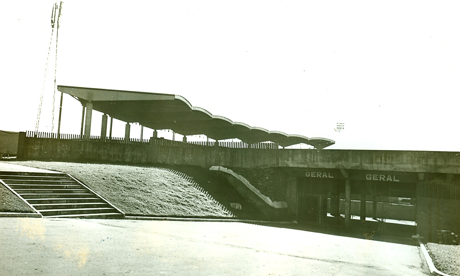 Estádio Municipal Willie Davids - Década de 1980