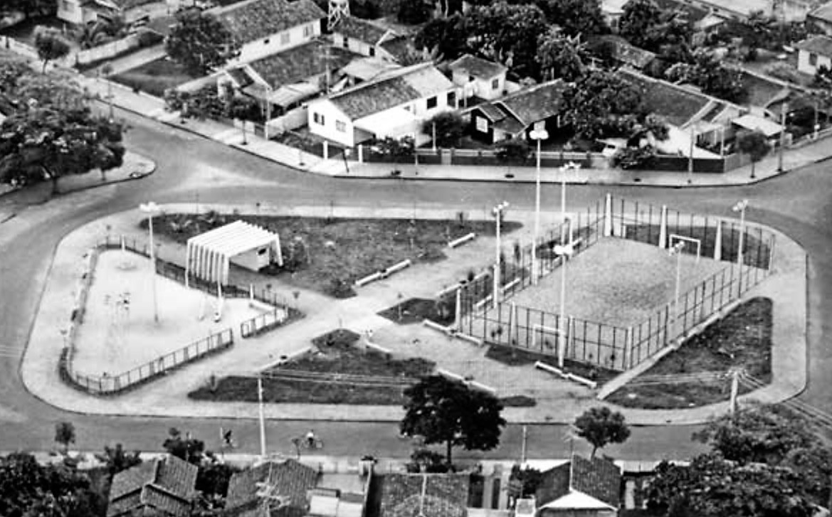 Praça Oswaldo Vieira - 1980