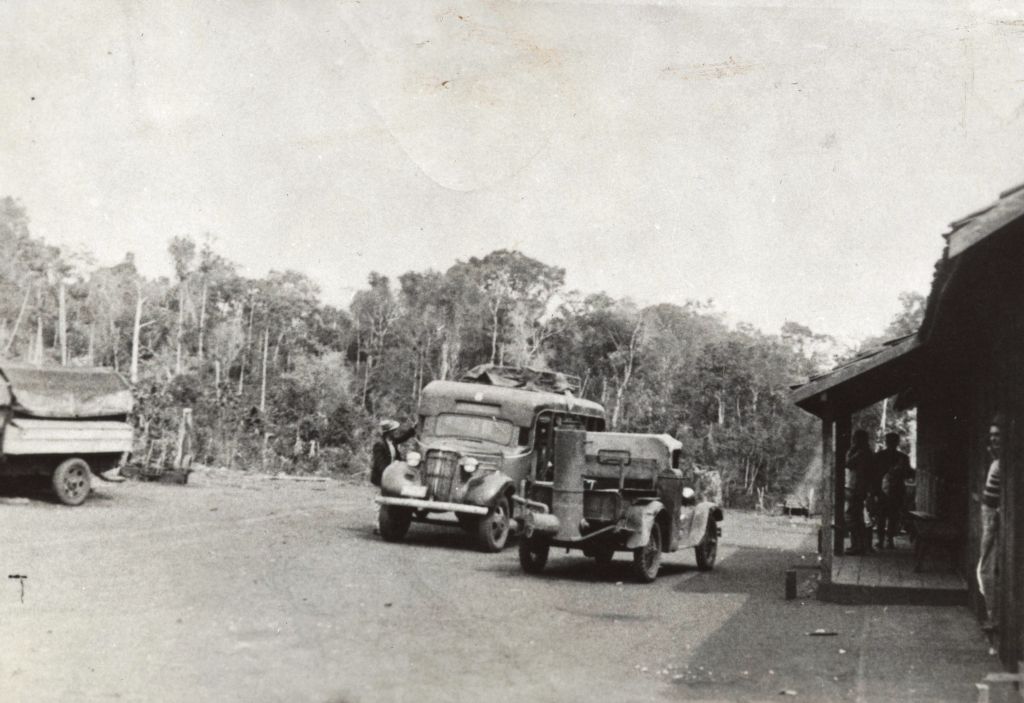 Veículos movidos a gasogênio - Década de 1940