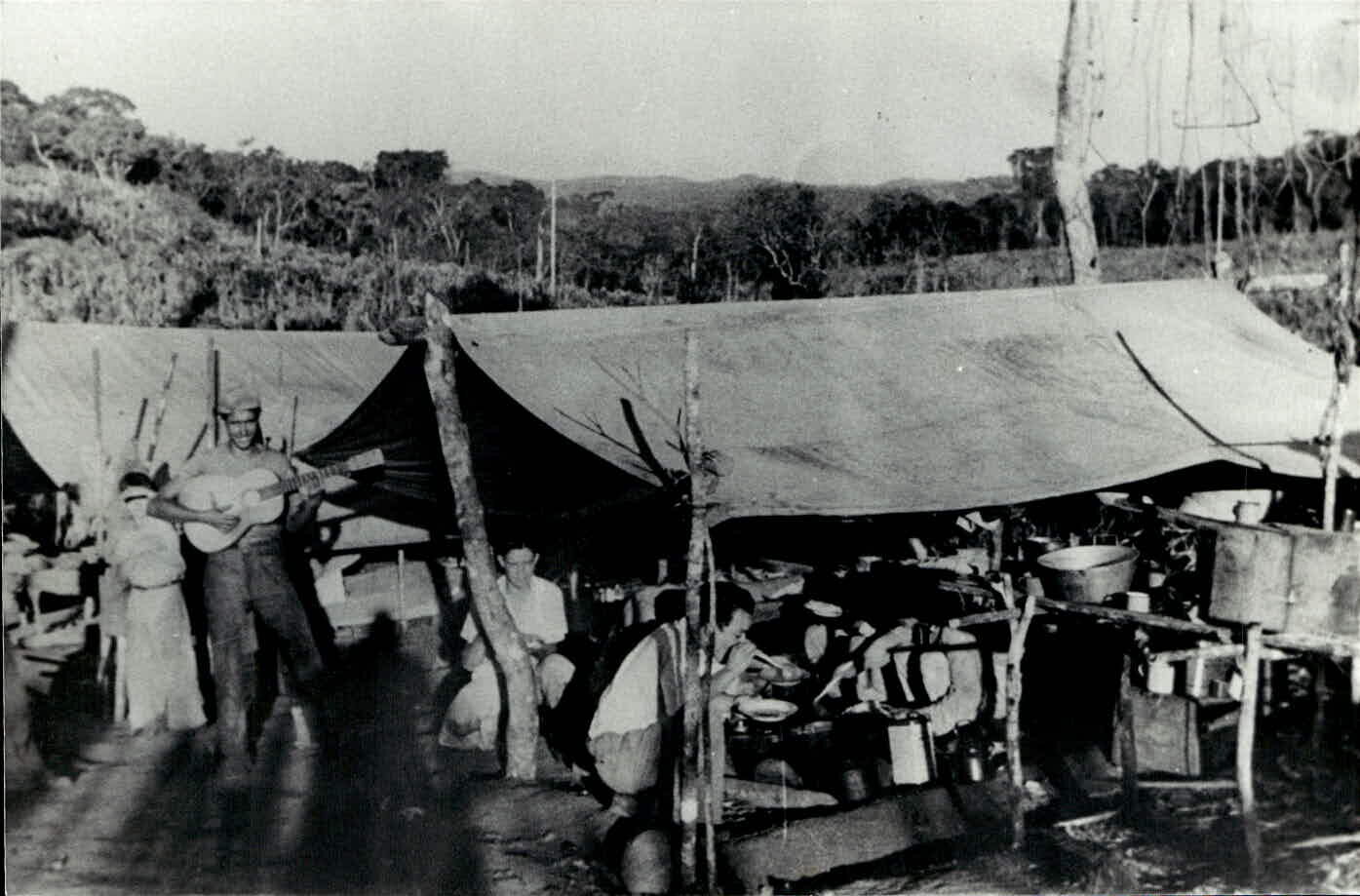 Acampamento de mateiros - Década de 1940
