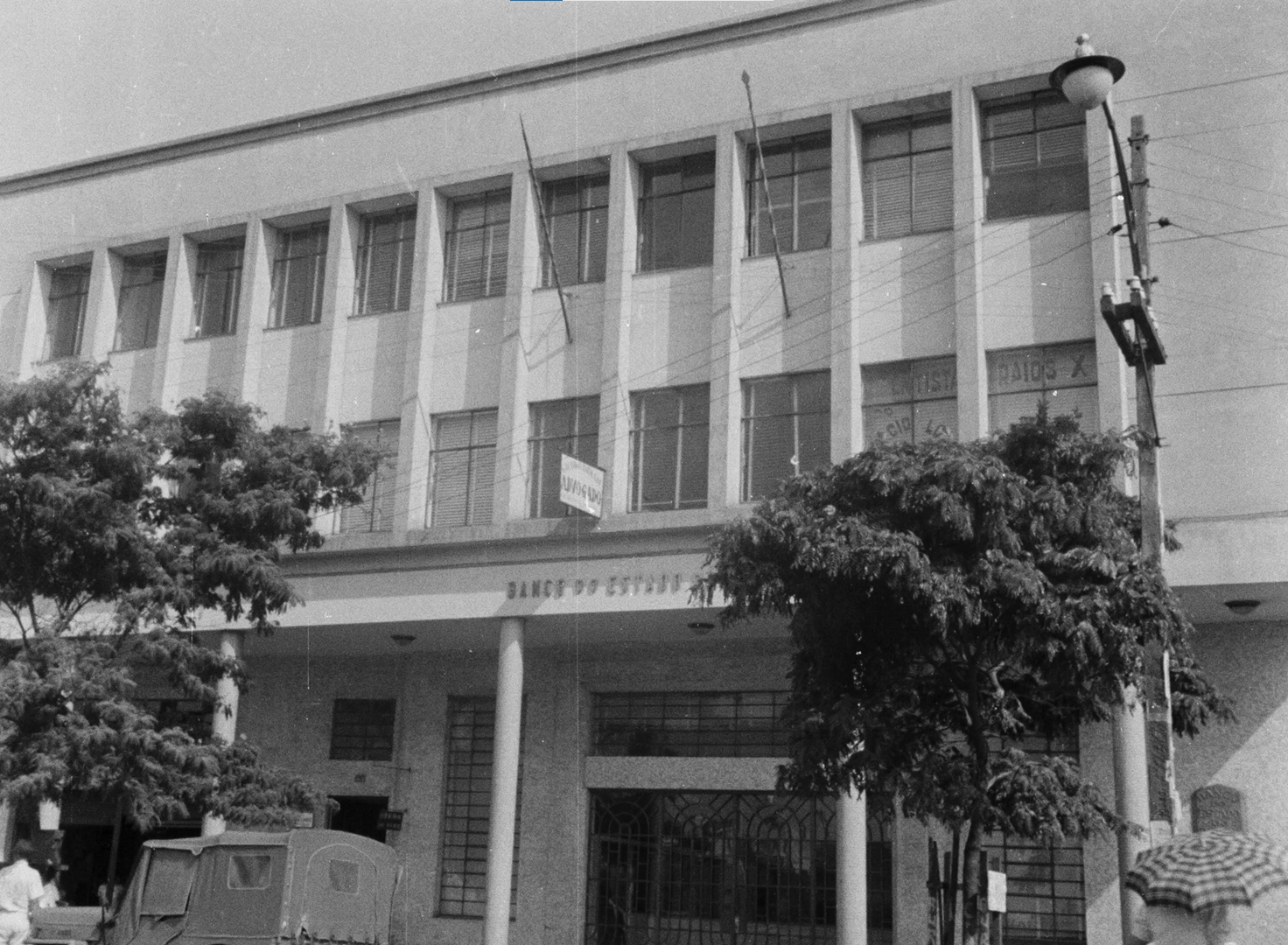 Fachada do Banco do Estado do Paraná - 1957