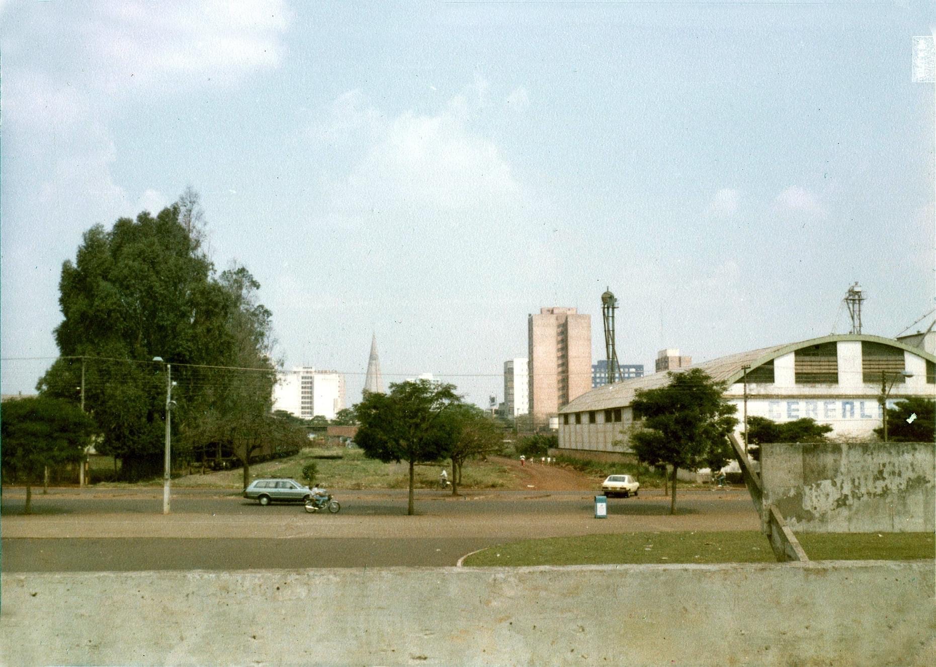 Avenida Prudente de Morais - Década de 1980