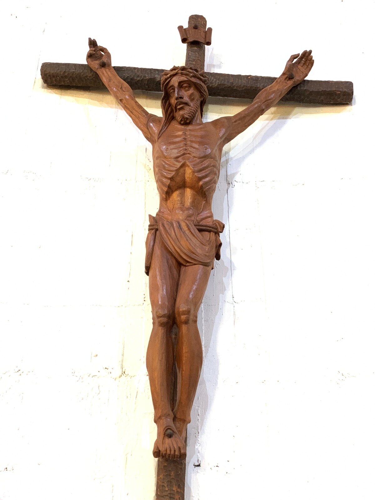 Treze Tílias, a família Moser e o Cristo Crucificado da Catedral de Maringá