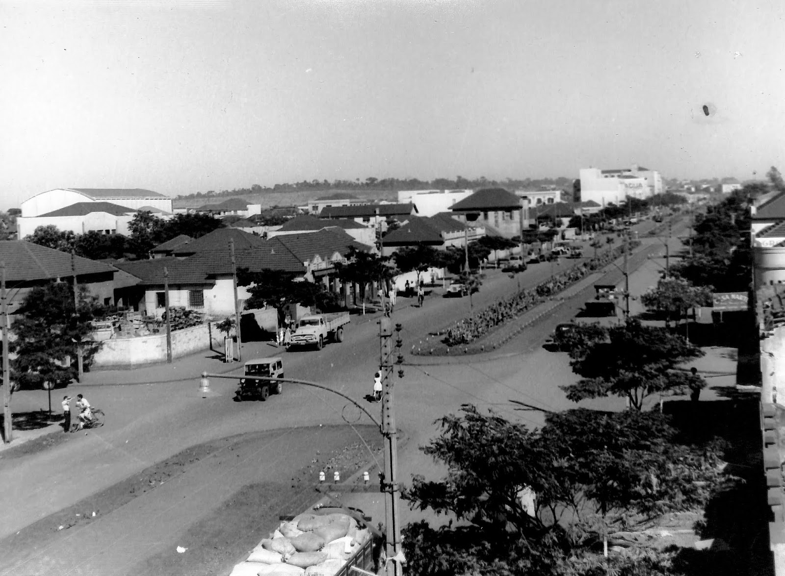 Avenida Brasil sob outro ângulo - Década de 1950