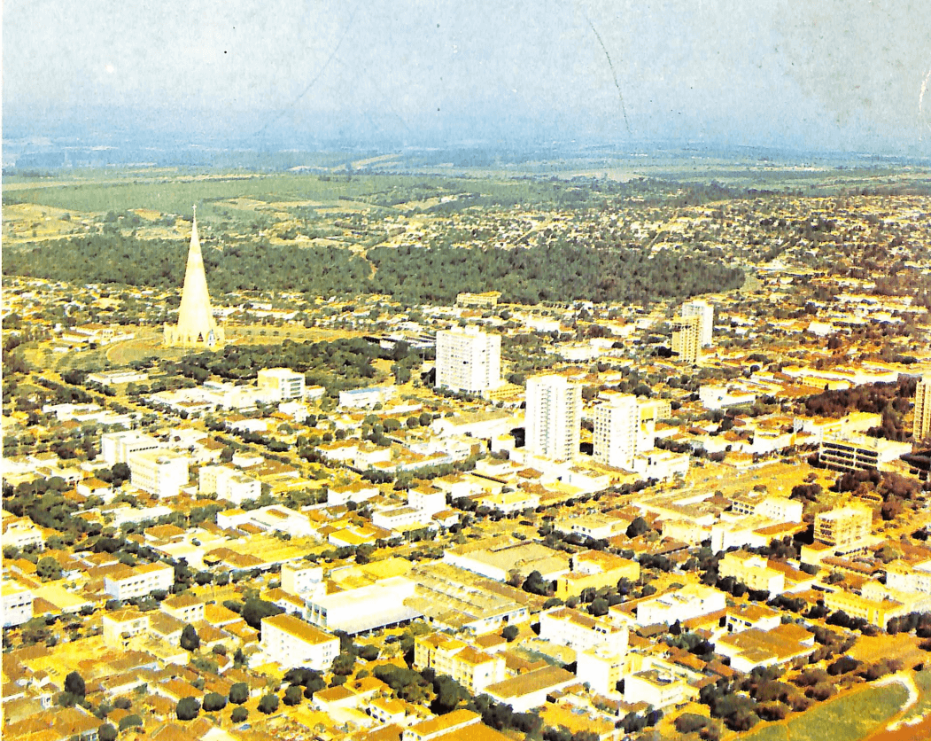 Vista aérea de Maringá - 1975