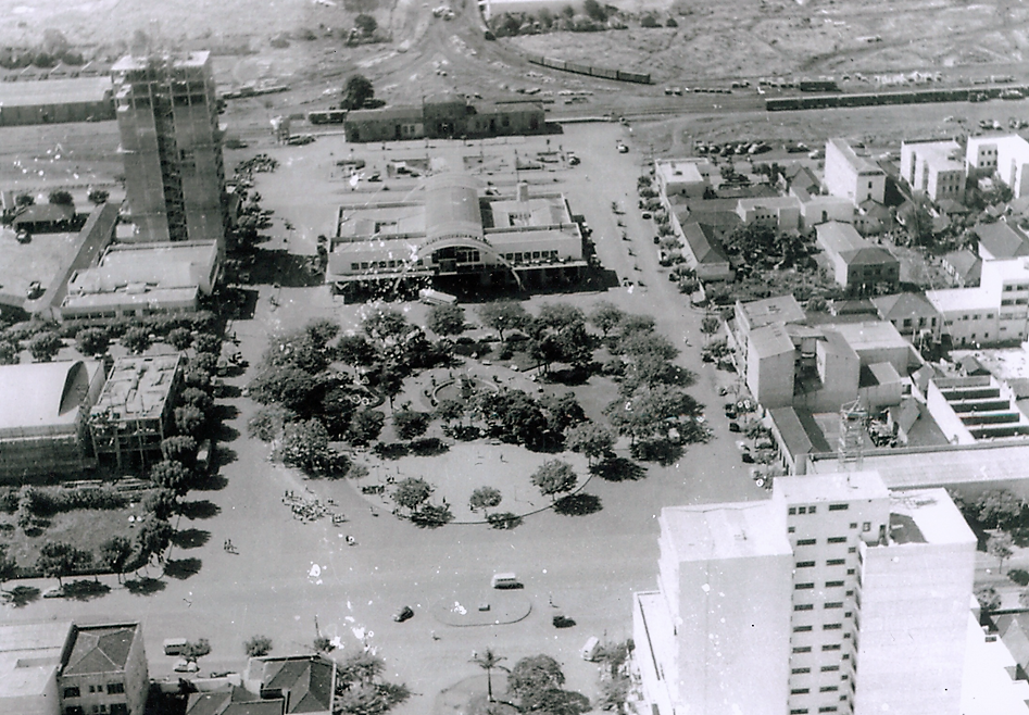 Praça Raposo Tavares - Década de 1960