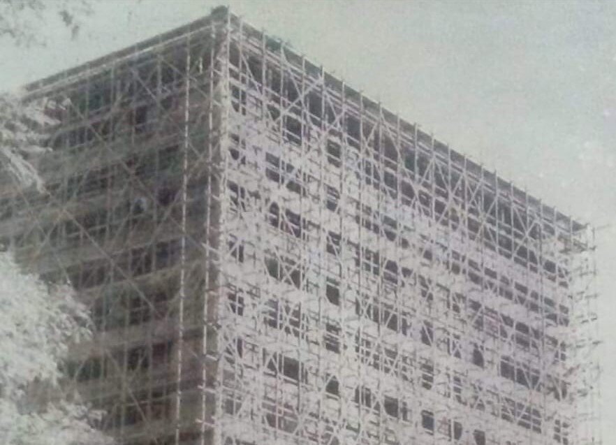 Edifício Maria Tereza em obras - Anos 1960