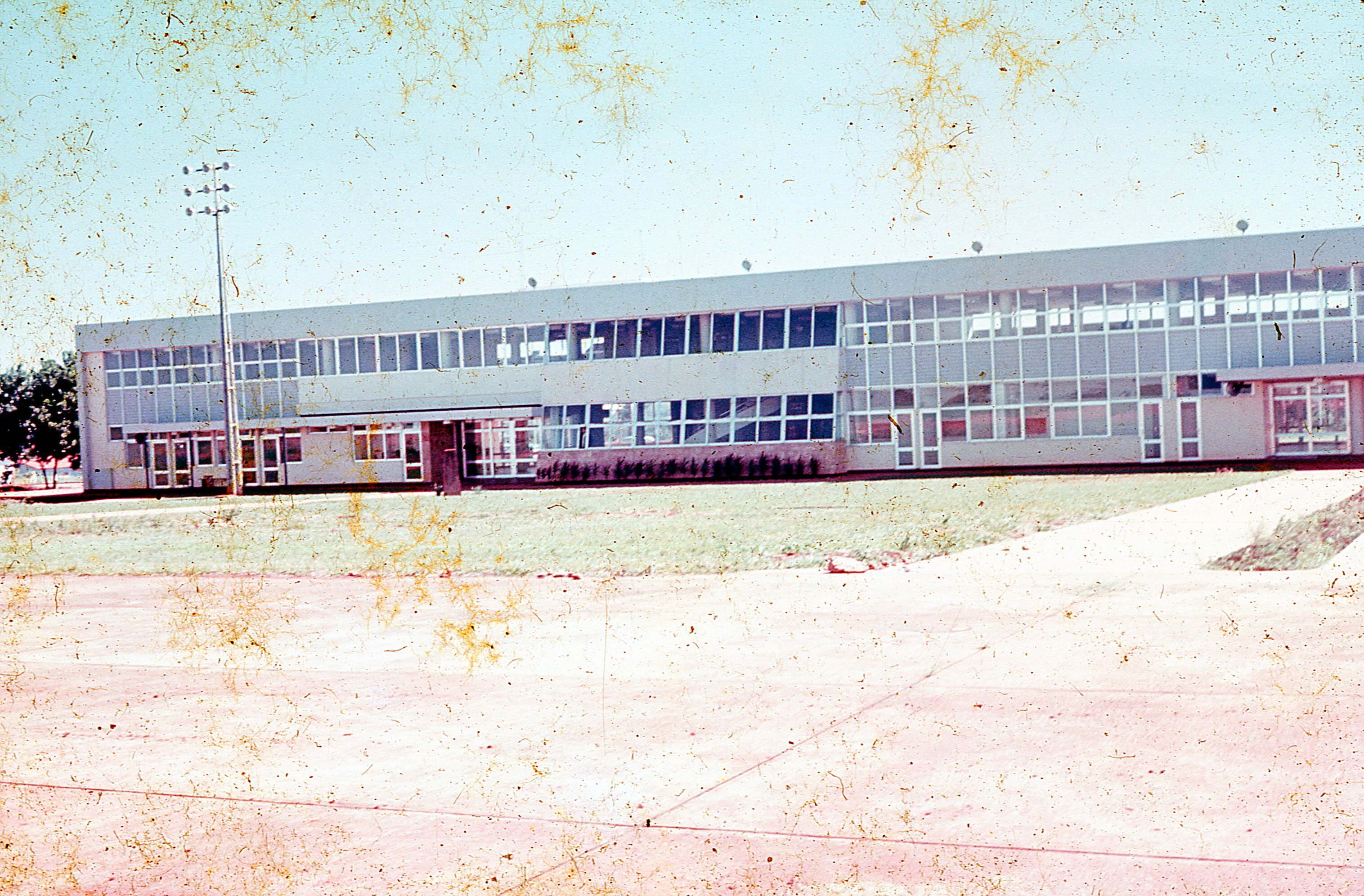 Estação de passageiros do Aeroporto Regional Gastão Vidigal - Anos 1970