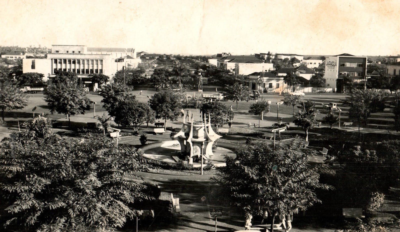 Praça Raposo Tavares - Início dos anos 1960